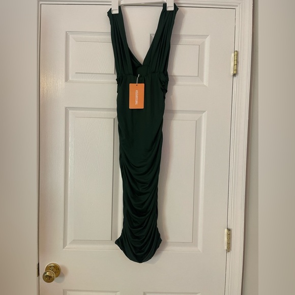 That’s So Fetch US - Trixie Midi Dress - Emerald - Picture 4 of 10